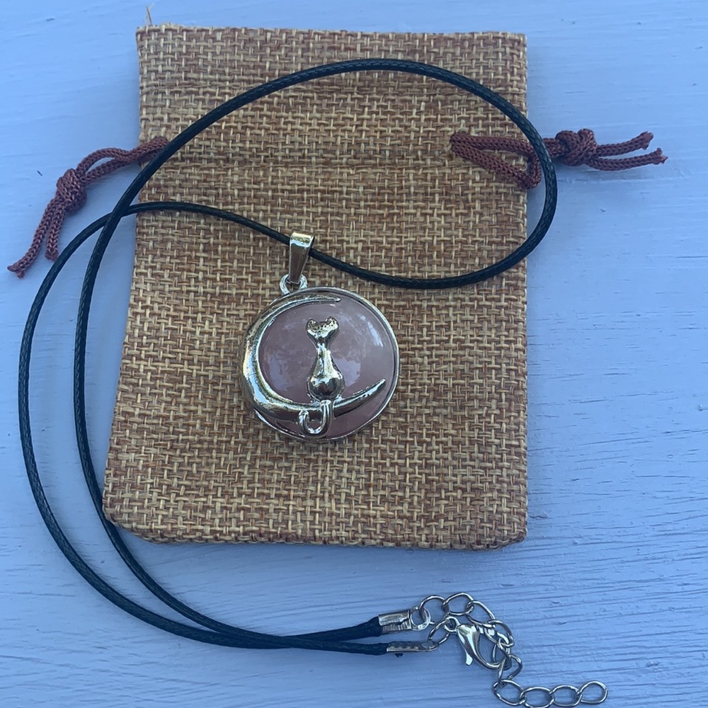 Crystal Cat Necklace | Kitty Cat Jewelry | Rose Quartz Cat Pendant | Teen Gift - Picture 1 of 3